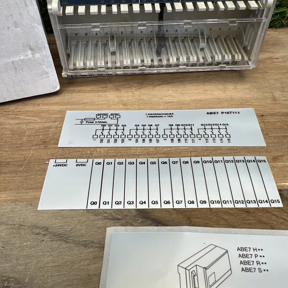 Telemecanique Embase  ABE7 P16T111 Fuse 0531 -230Vmax Neuf #30m - Photo 3/4
