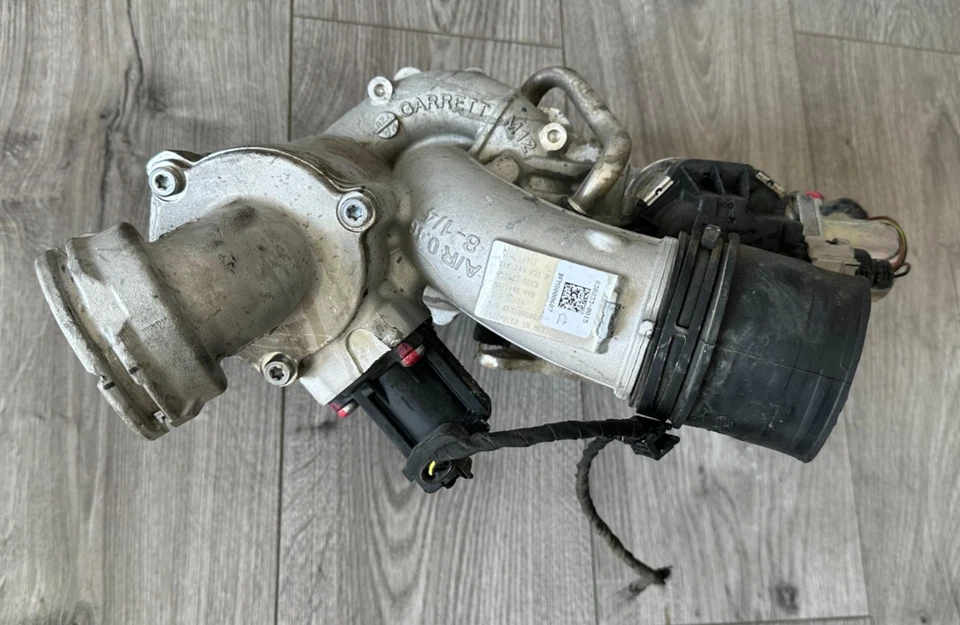 Turbocompresor Volkswagen Passat 2014 2015 2016 2017 06K145721P, original OEM Foto 2 de 4