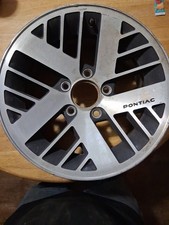 1984-1992 Pontiac Trans Am Firebird 15 X 7 Factory Aluminum Rally Wheel. 1984-1992 Pontiac Trans Am Firebird 15 X 7 Factory Aluminum Rally Wheel.