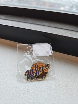 Knicks X KITH Pin - 2024 Collection - Limited Edition Exclusive
