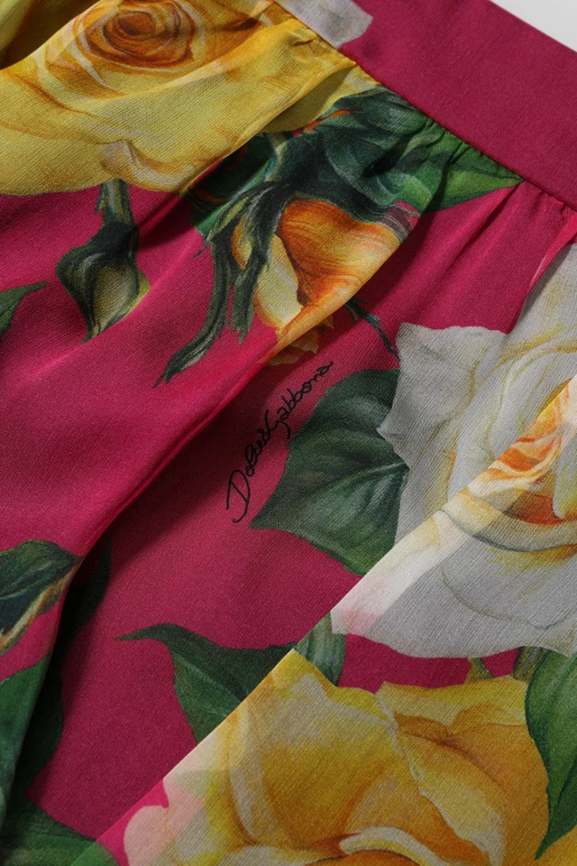 Dolce & Gabbana Red Floral High Waist Women Hot Pants Women's Shorts Authentic - Image 3 of 4