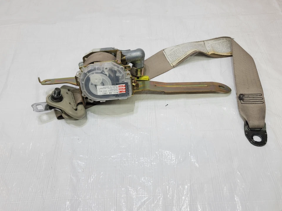 2003-2004 Infiniti G35 Seat Belt Front Right Passenger Side OEM 7K3020-P - Изображение 3 из 4