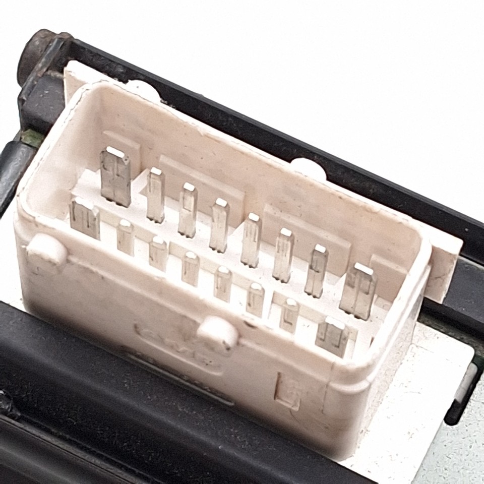 Genuine Audio Sound Amplifier System Citroen C5 2 RD TD 2008 OEM