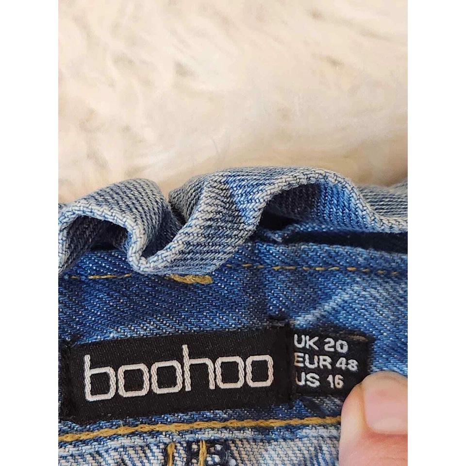 Minifalda Boohoo para mujer azul tiro alto algodón de mezclilla con cinturón dobladillo crudo talla 16 Foto 3 de 4