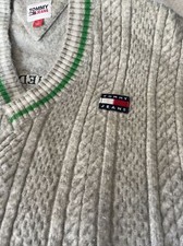 Tommy Hilfiger Embroidered Sweater Vest Mens Medium Striped Cable Knit Y2K Gray