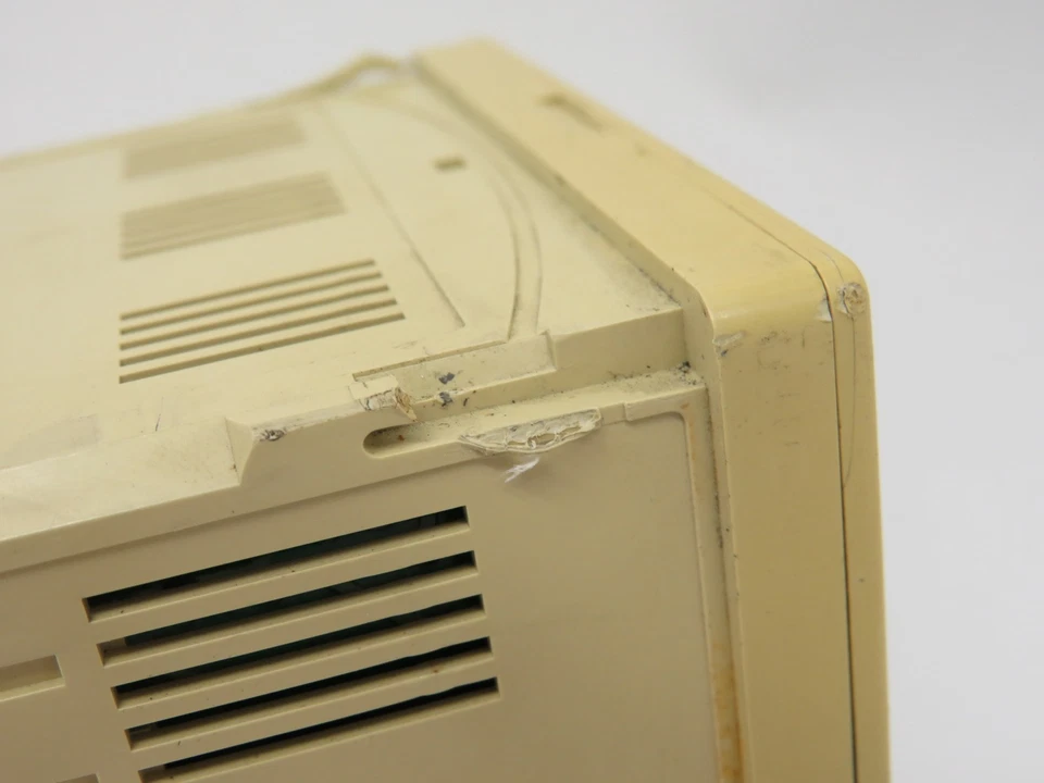 Trerice TR863 Digital Timer/Counter 4 Digit 24VDC 50/60Hz COSMETIC DAMAGE USED - Image 2 of 4