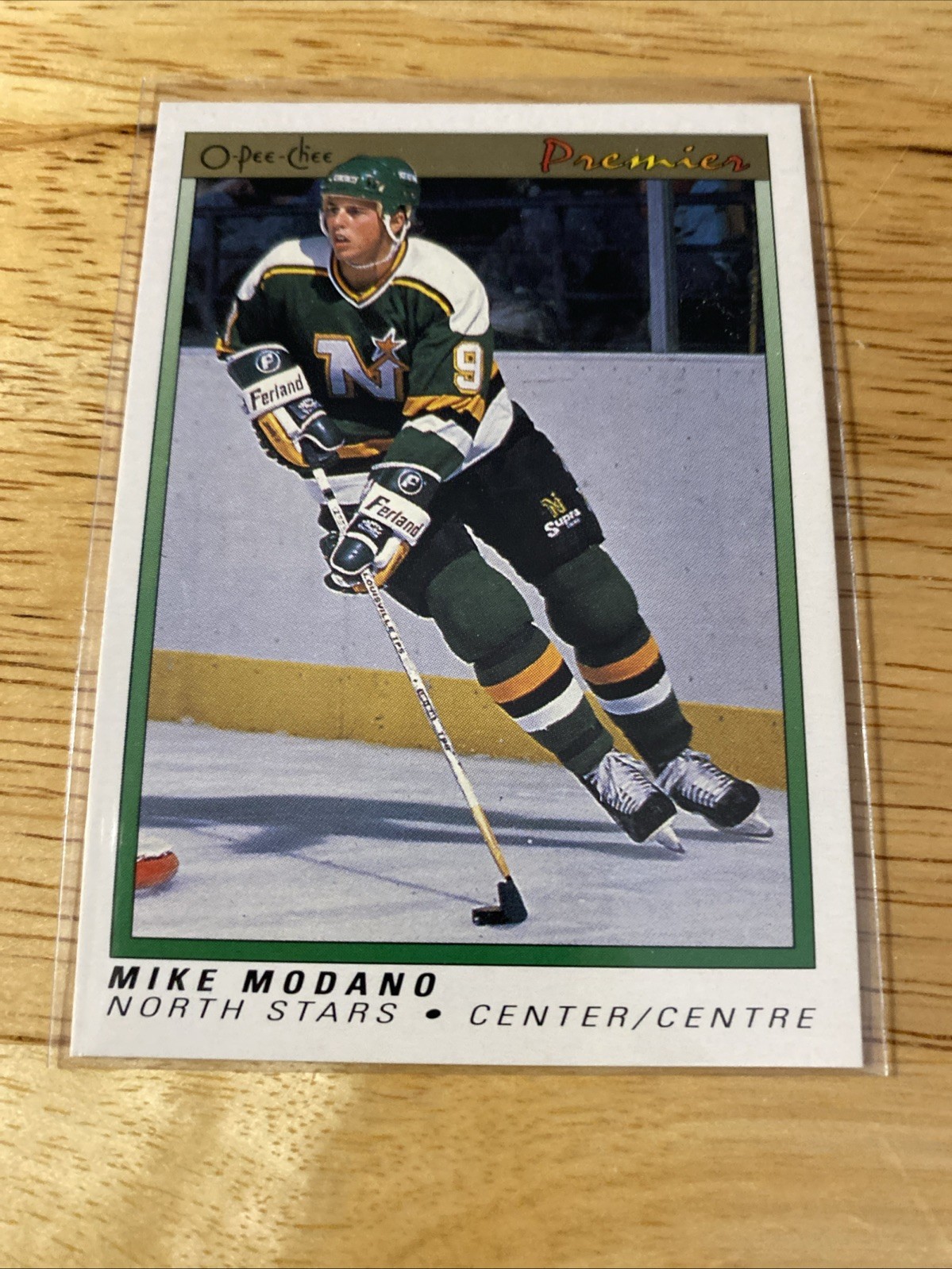 1990-91 O-Pee-Chee Premier - Mike Modano #74 (RC)