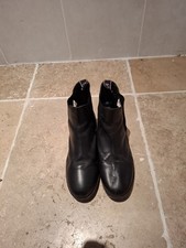 HyLAND Wax Leather Jodhpur Boot