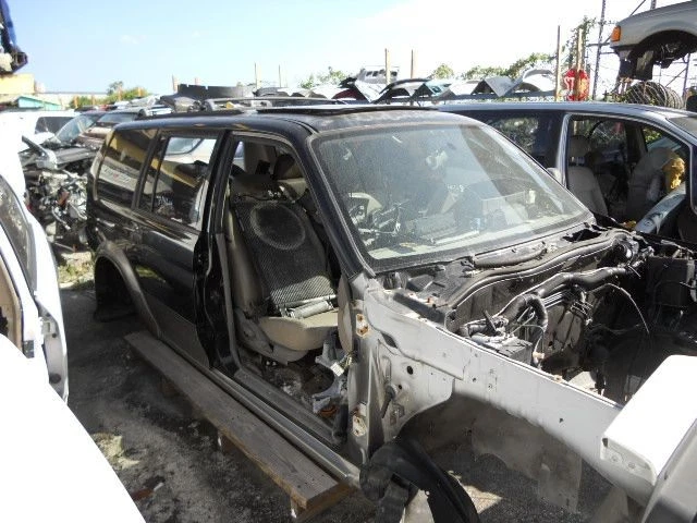Trunk/Hatch/Tailgate Fits 97-04 MONTERO SPORT 376754 Foto 3 de 4