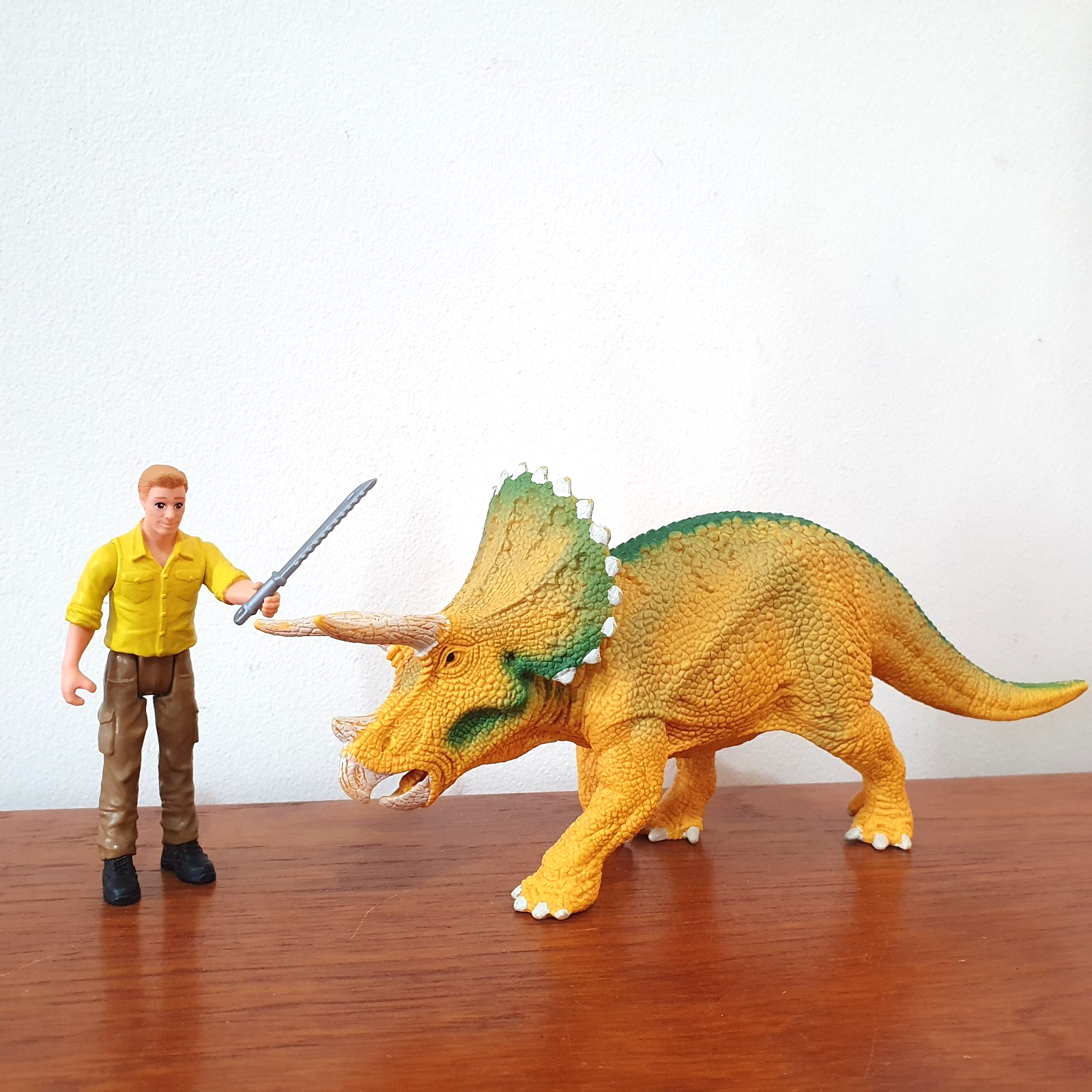 Schleich Dinosaurs Dino Transport Playset 42565 - FIGURES ONLY