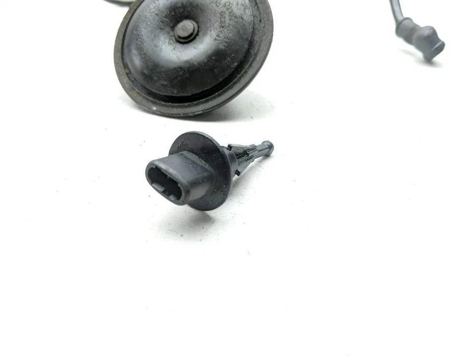 04 05 Kawasaki Ninja ZX10 ZX10R Horn Battery Terminal Brake Light Relay Set - Image 4 of 4