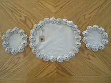 SALE * Set of 3 Prim Tea-Stained Muslin Fabric YoYo Oval/Round Mats Center Piece