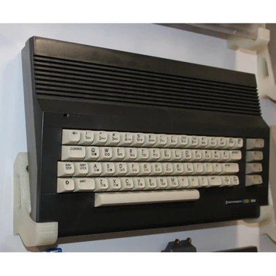 Commodore 64c Presentation Stand and Wall Mount
