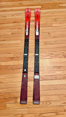 2025 Atomic Redster G9 FIS Revoshock S JR Skis-152 cm With Race Plate
