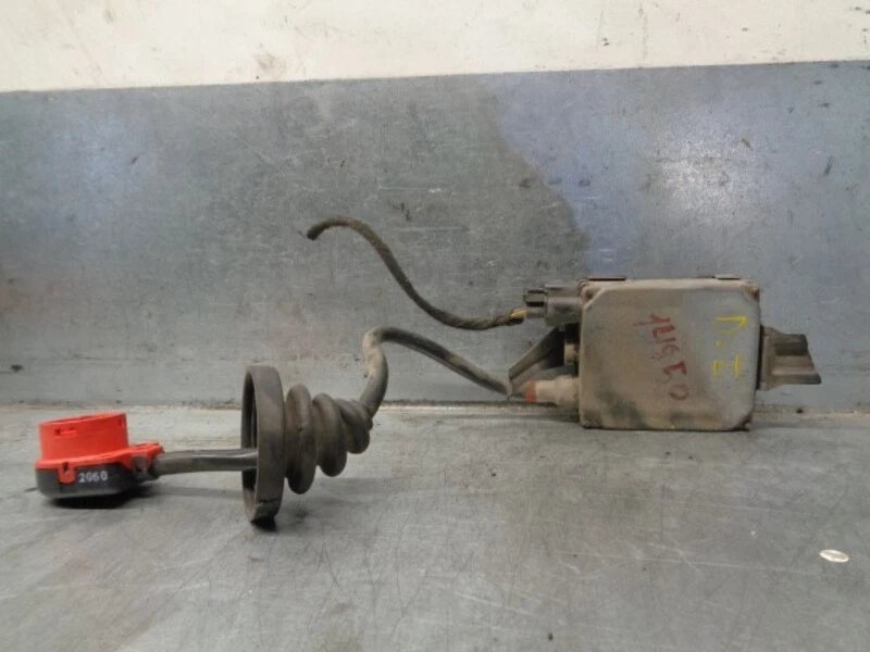 90565932 centralina luce xenon per OPEL OMEGA B 2.5 V6 CAT (L80) 1999 3828829 - Immagine 3 di 4