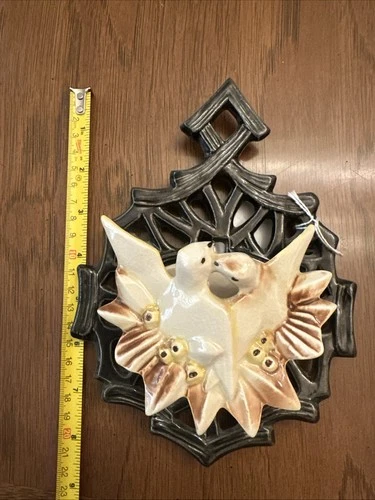 McCoy Wall Pocket W Yellow Birds