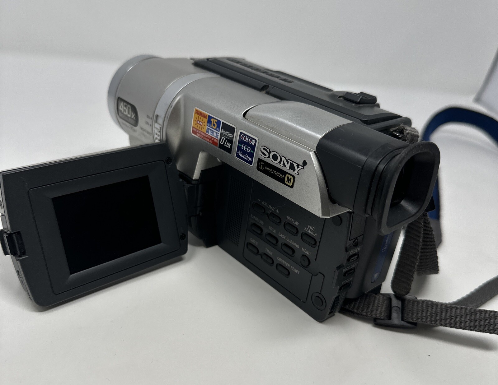 Sony Camcorder Handycam Vision 460x 8mm Hi8 Camcorder Color CCDTRV108