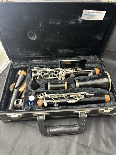 Vito Reso-Tone Bb 3 Clarinet Used, With Case
