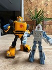 Transformers Takaratomy Masterpiece MP-21 Bumblebee & Spike GENUINE