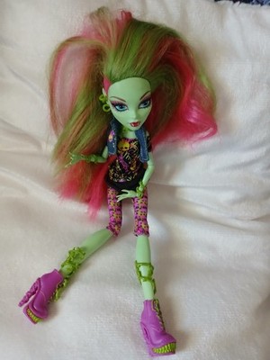 Monster High Doll Mattel Venus McFlytrap Generation 1 G1 First