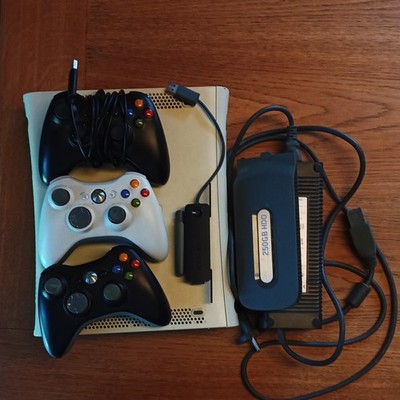 Microsoft Xbox 360 Arcade 256MB Weiß Spielekonsole (XGX-00023)