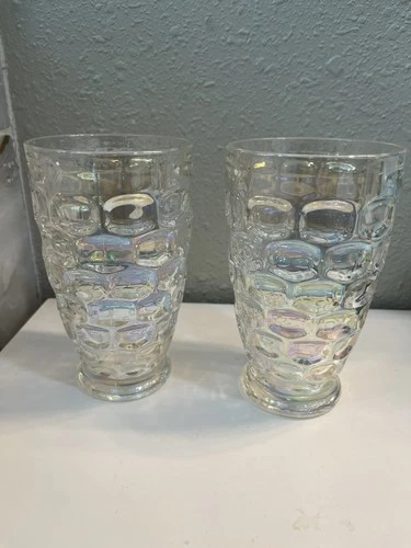 Vtg Iridescent Vintage Federal Glass Yorktown Colonial Thumbprint Set 2 Glasses