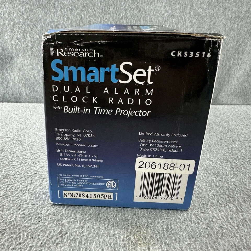 Emerson Research CKS3516 SmartSet Time Projection Dual Alarm Clock Radio AM/FM - Image 2 of 4