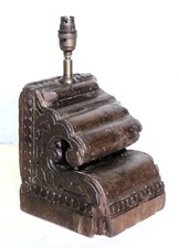 Lampada da tavolo una grande vintage etnica in legno fatta a mano recupero architettonico asiatico