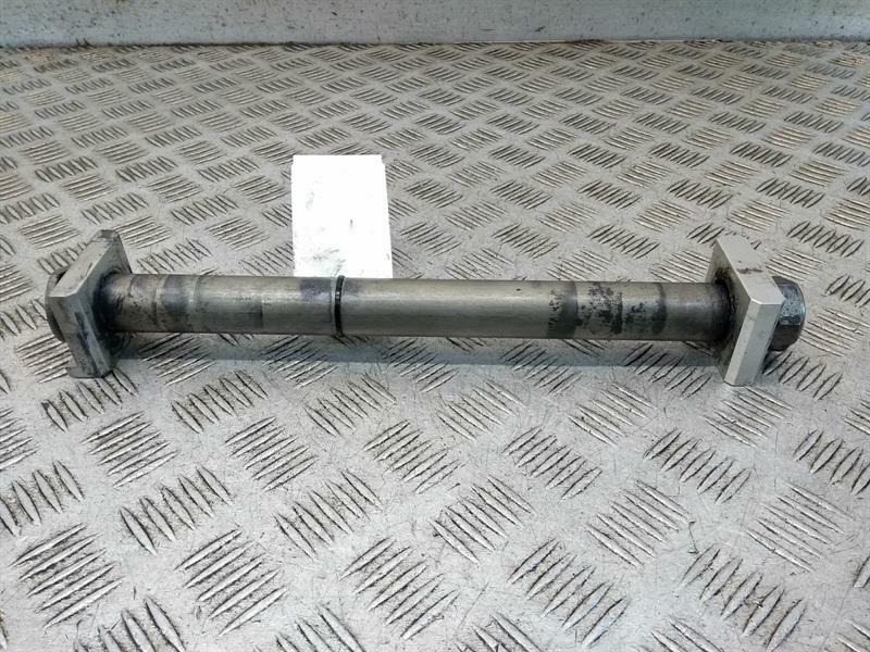 Yamaha YZF R1 14B (2009->) Wheel Spindle Rear #75 | eBay