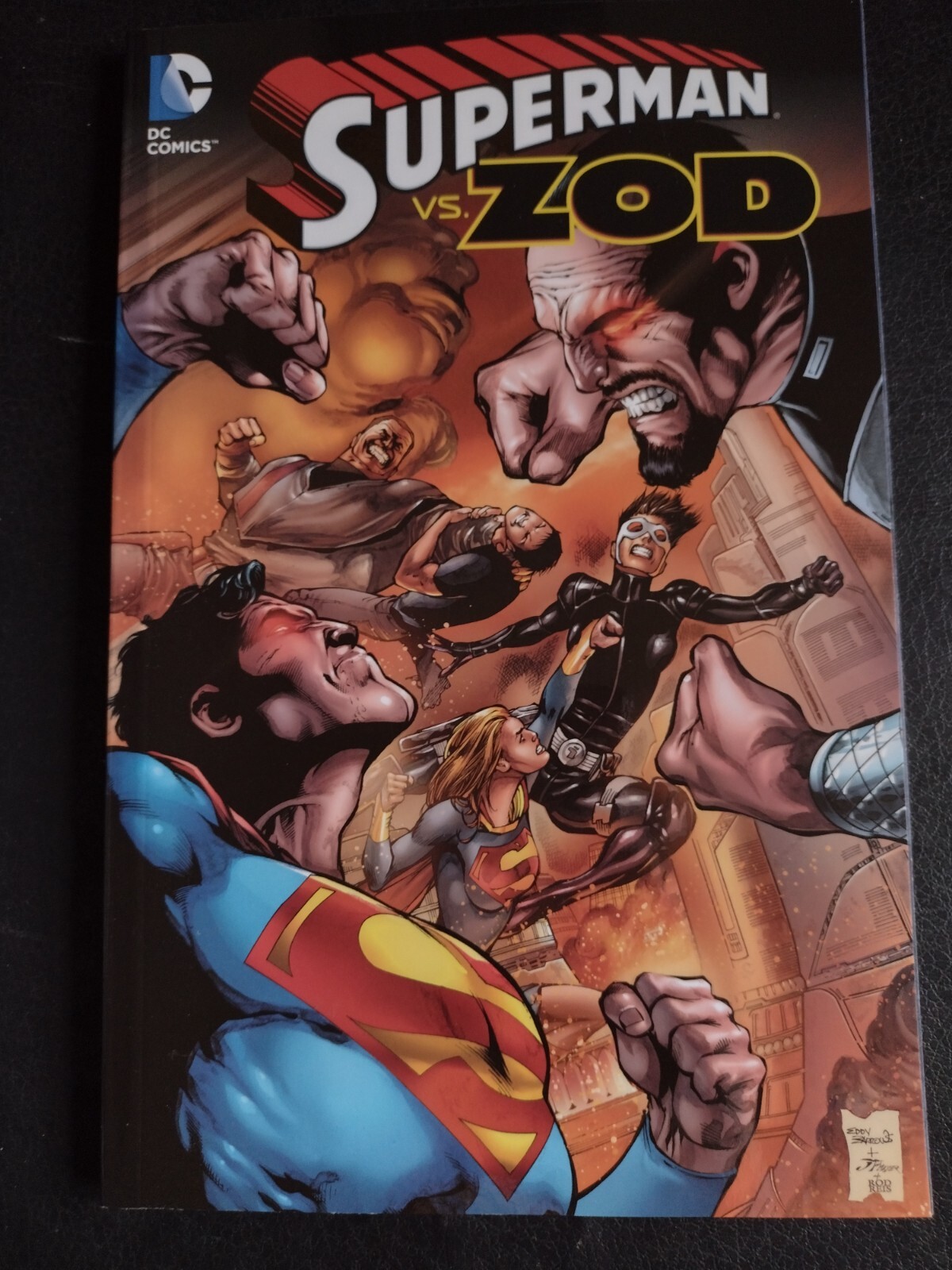 Superman Vs. Zod (DC Comics May 2013)