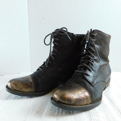 Born Brown Boots Leather Ankle Booties Size 7 Zip Lace-Up Distressed Genuine GUC