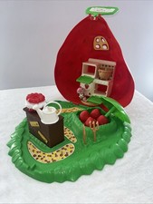 Vtg 1980 Strawberry Shortcake Berry Bake Shoppe Shop Toy Playset Almost Complete