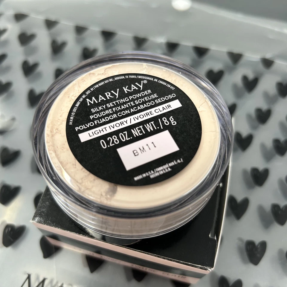 New In Box Mary Kay Silky Setting Powder Light Ivory .28 Oz 175890 FAST SHIP - Image 2 of 2