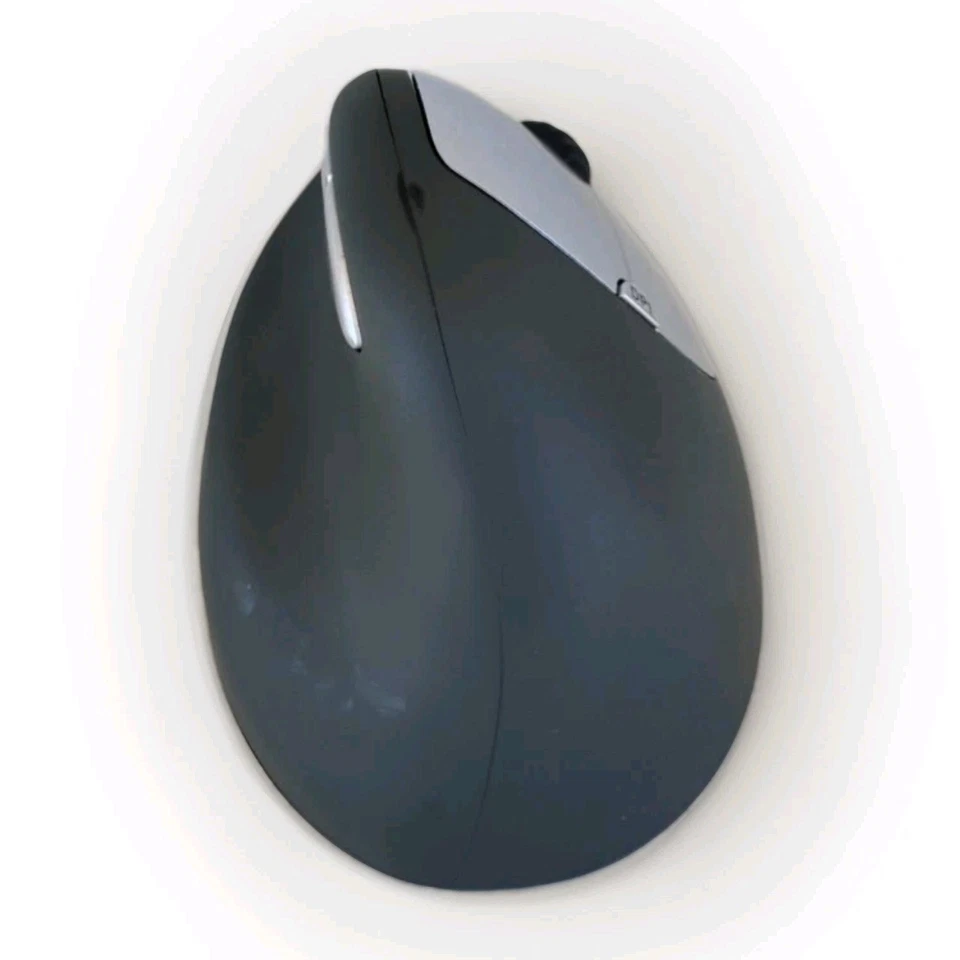 Goldtouch KOV-GSV-RMW Silver/Gray Wireless USB Right-Handed Semi-Vertical Mouse - Image 4 of 4