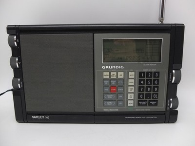 Grundig Satellit 700 Weltempfänger Radio Reinschauen !!! TOP !!!