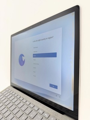 Microsoft Surface Laptop 2 1769 13.5
