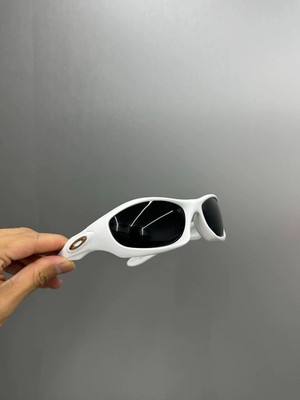 Oakley 00s Monster Dog Vintage Sunglasses White Frame Black Lenses