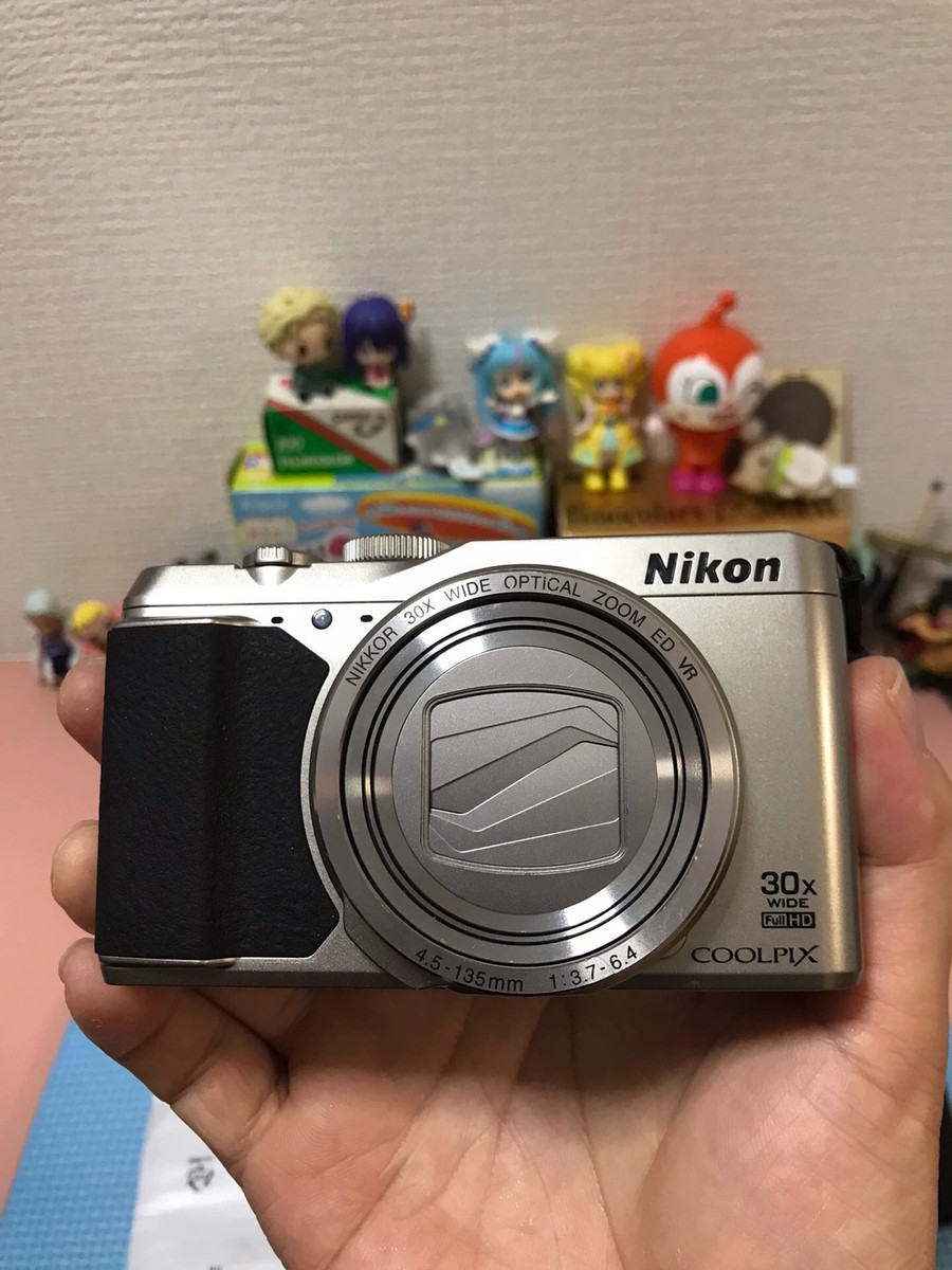 Nikon COOLPIX S9900 Compact Digital Camera working condition