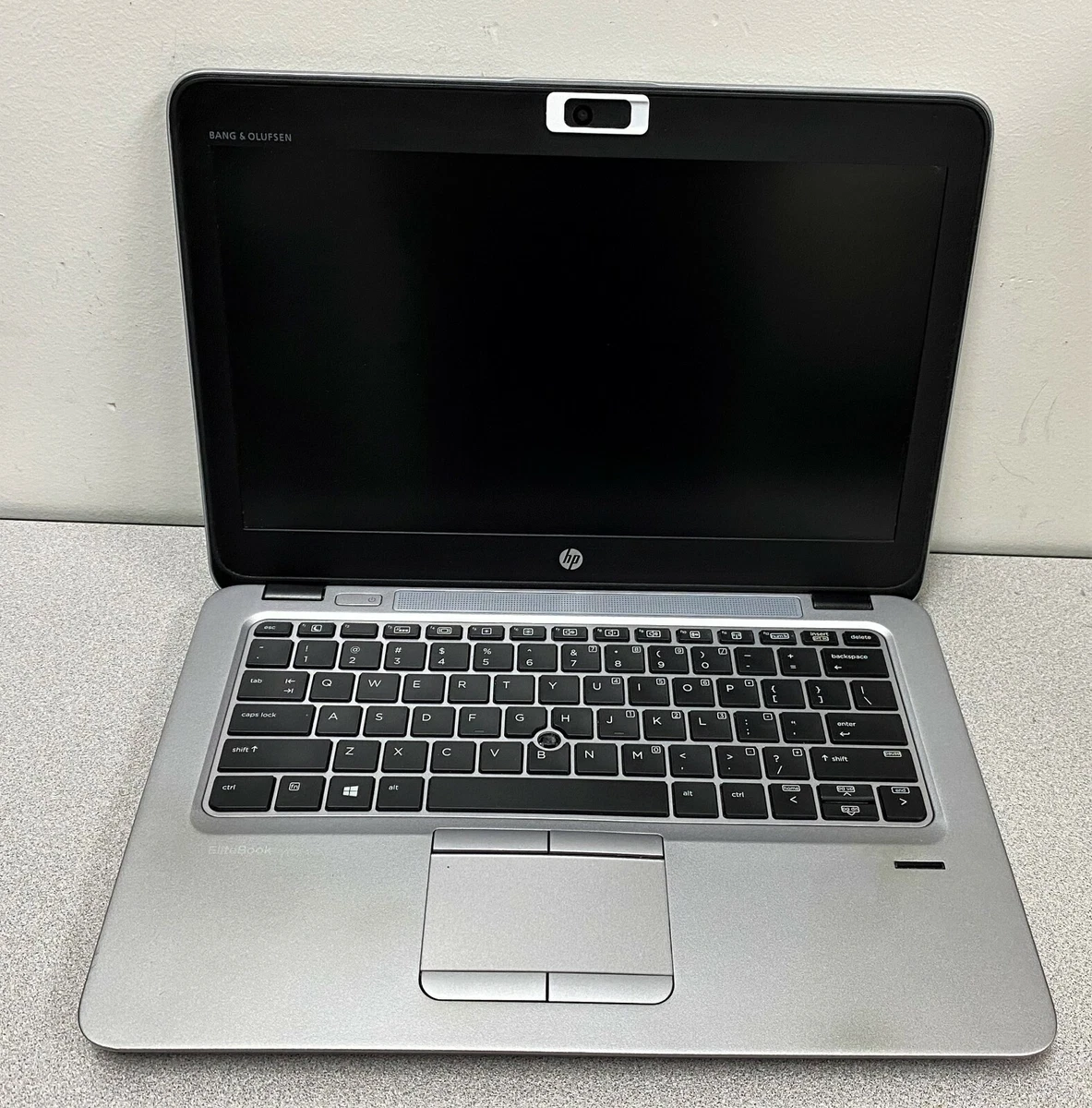 HP EliteBook 820 G3 Intel Core i5-6300U 2.40Ghz 256GB SSD 8GB RAM