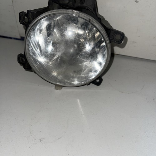 TOYOTA PRIUS 1.8 2013 RHD LEFT FRONT LED FOG LIGHT LAMP A045053 - Picture 7 of 7