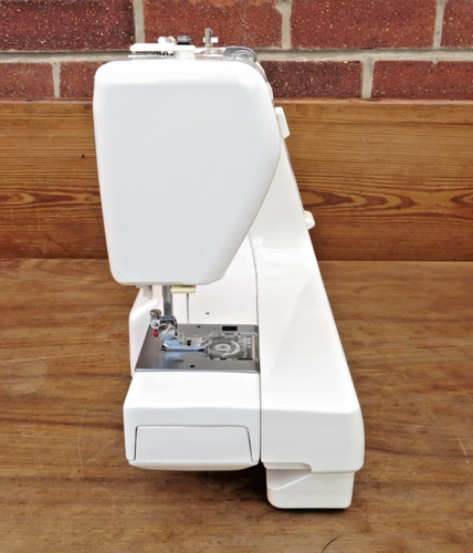 JANOME - MS2522 LIMITED EDITION - SEWING MACHINE – LIGHTLY USED – 2 of 3 LISTED - Picture 9 of 17