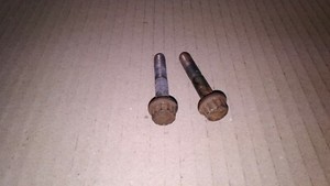 VW Golf 3 - 1.9 TDI 1Z 2x Befestigungsschraube Turbolader