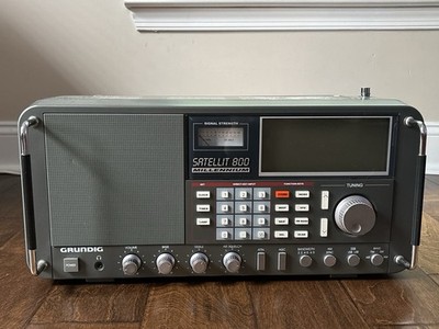 Grundig Satellit 800 Millennium Radio  Receiver