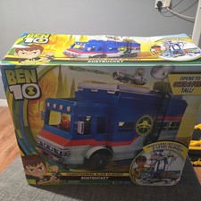 Ben 10  Transforming Rust Bucket Truck