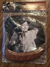 TIGER WOODS Retro 2004 Upper Deck Leather Computer Mouse Pad NEW