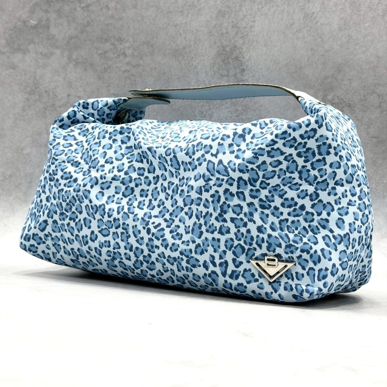 BOTTEGA VENETA Authentic Leopard Print Nylon Vanity Handbag Rare Color Y2K