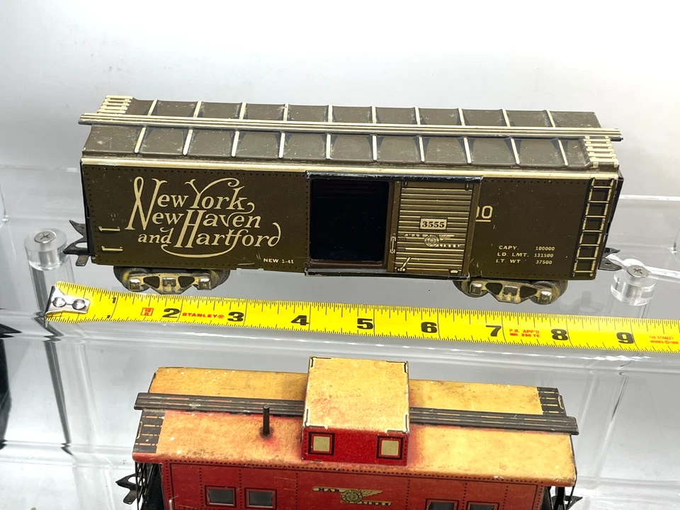 VINTAGE LOT 4 194O'S MARX METAL O Gauge New York New Haven, Tanker, Freight - Image 2 of 4