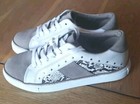 Sz 10M Crown Vintage Snakeskin studded Tan Sneaker shoes womens EUC Clean