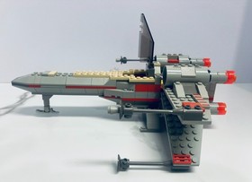 LEGO Star Wars: X-Wing Fighter 7140 Complete w/ all mini figs FREE SHIPPING