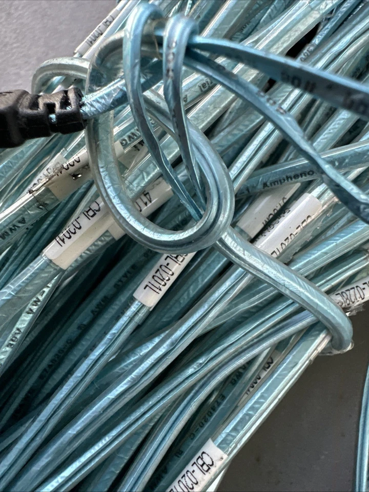 Lote de más de 100 piezas de cable recto redondo Supermicro SATA Foto 4 de 4